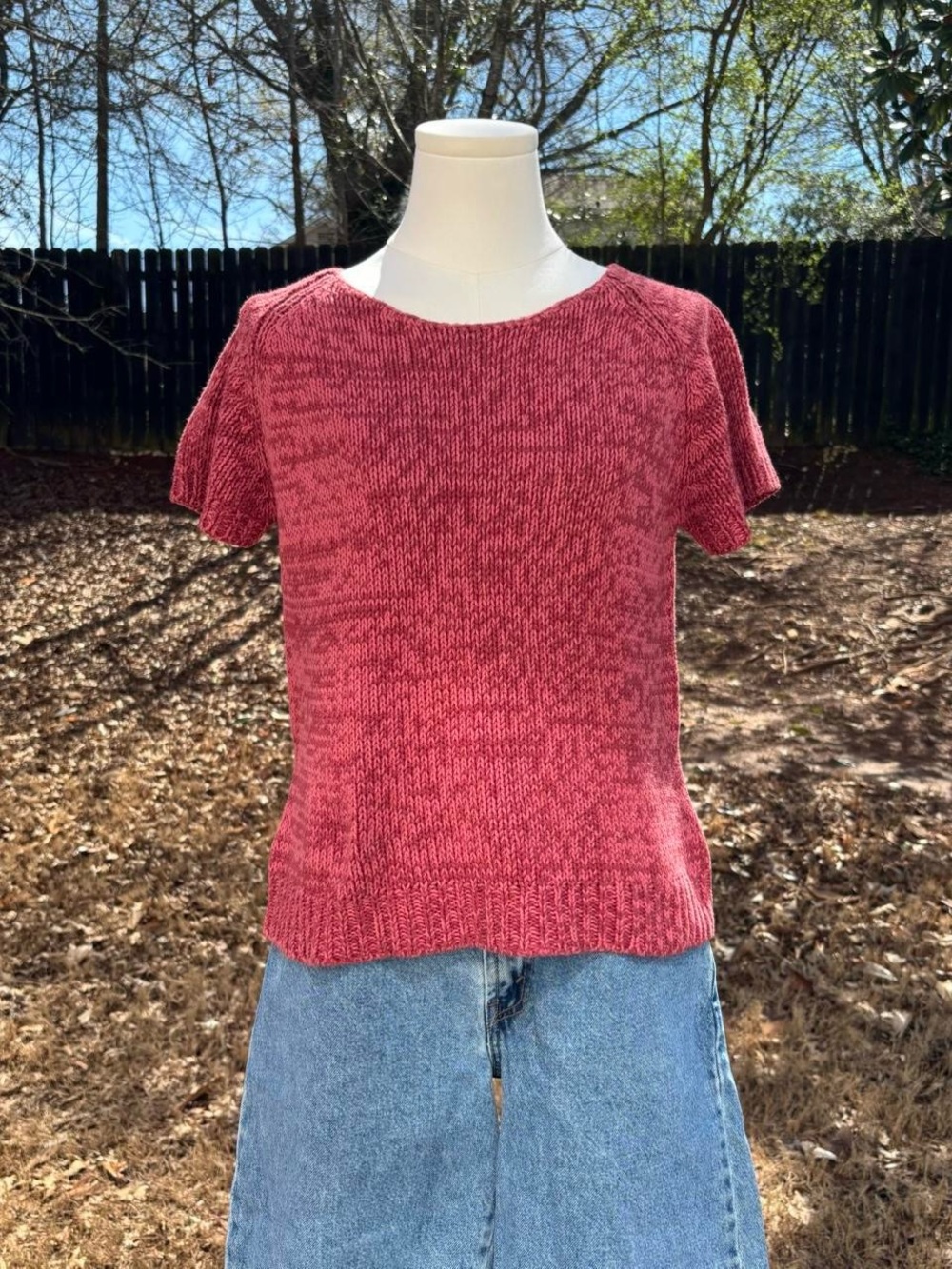 90s vintage Harold’s red knit short sleeve knit sweater top 🧺